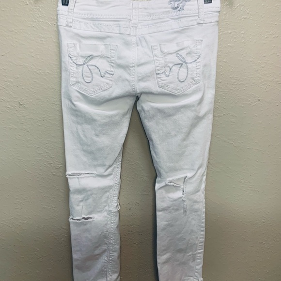 Cesttoi Jeans - Picture 3 of 9